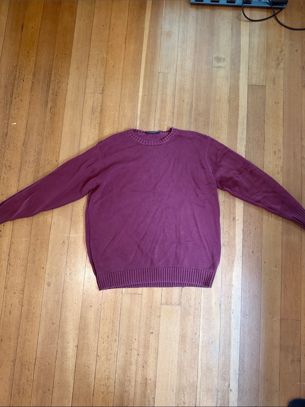 Brandy Melville Women’s Crewneck Sweater in Burgundy